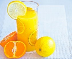 海南醫(yī)學院和沈陽醫(yī)學院對比哪個好哪個更厲害？差距大嗎？